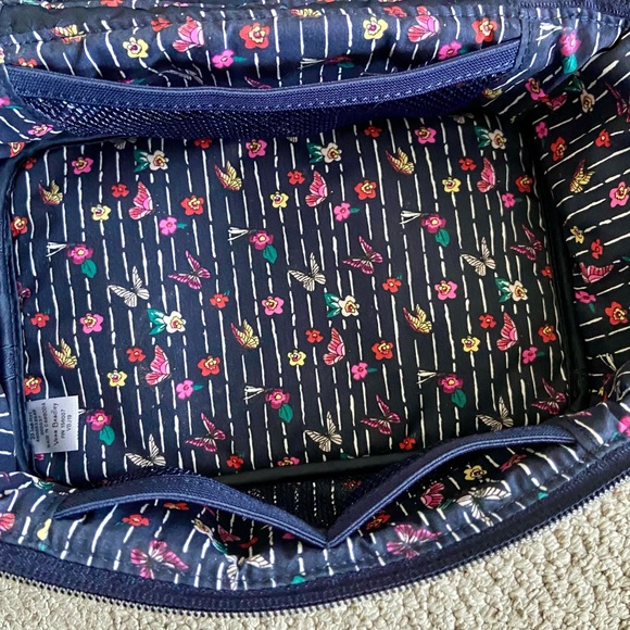 Vera Bradley Itsy Ditsy Floral Brush Up Cosmetic Case - Picture 10 of 15